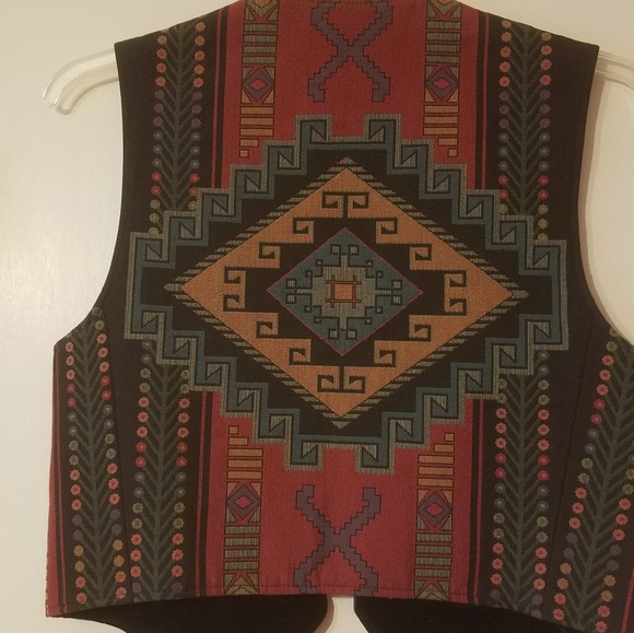Wraps Collection Vest - Picture 2 of 3